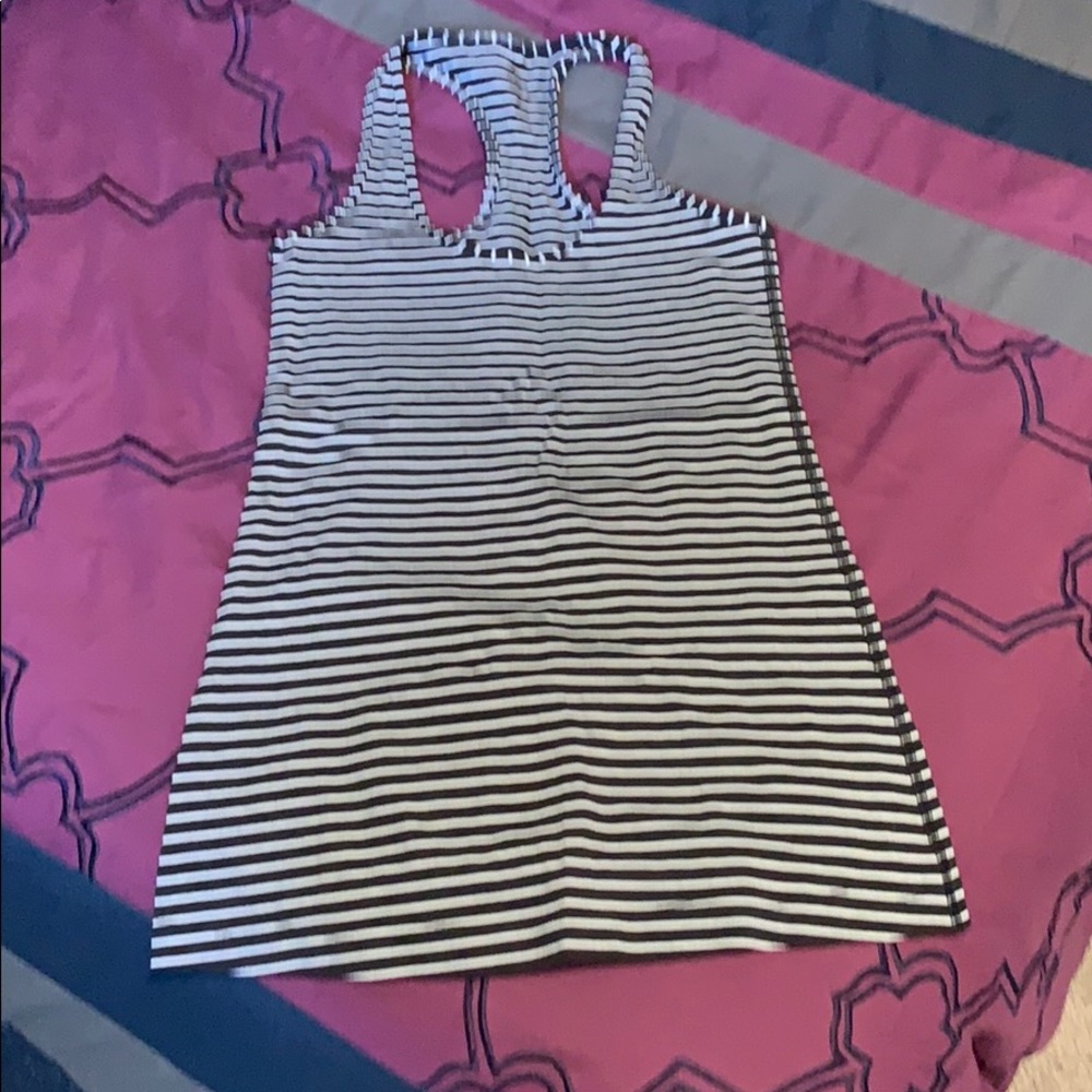 Lululemon tank